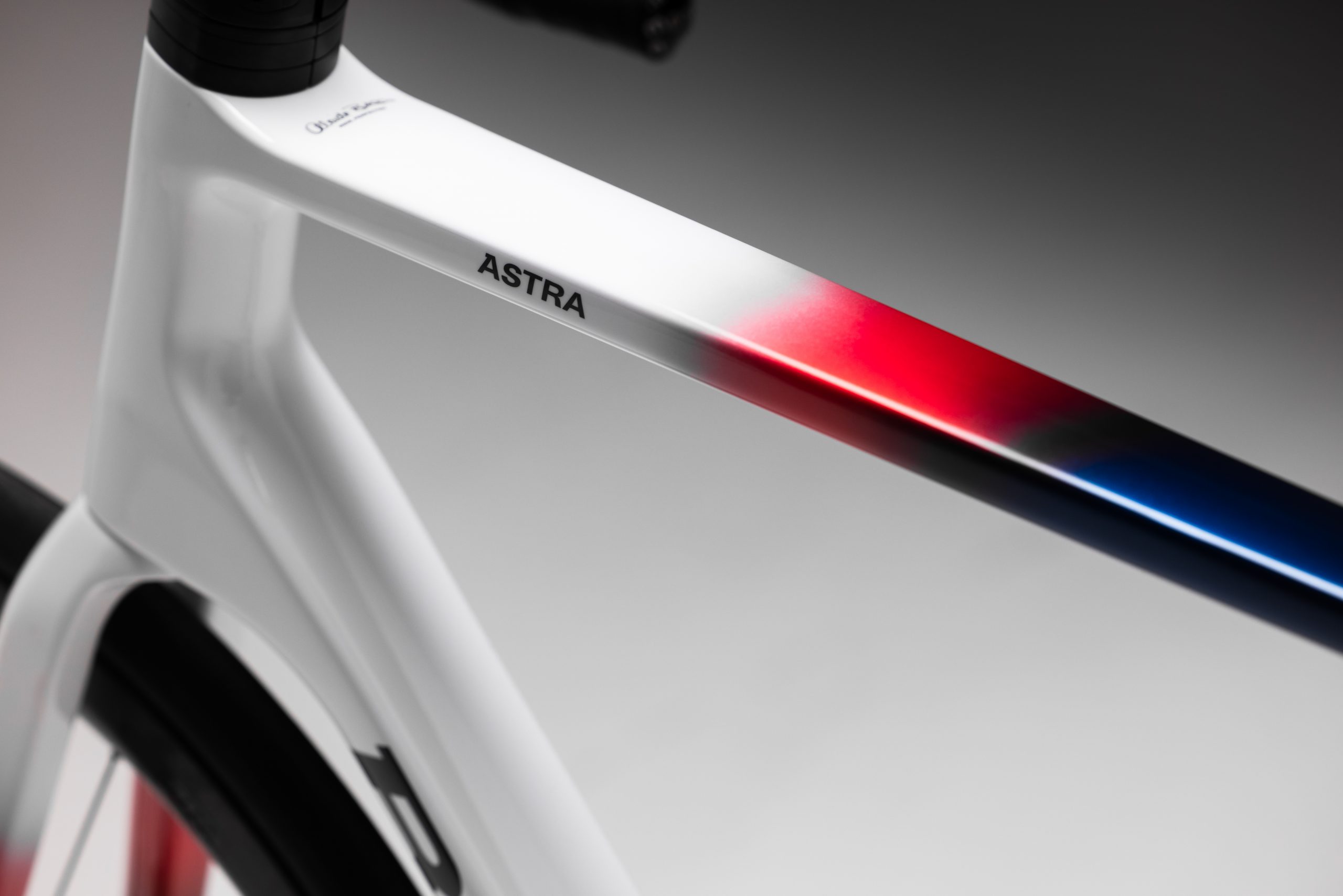 Imagen de Basso astra chroma white 6