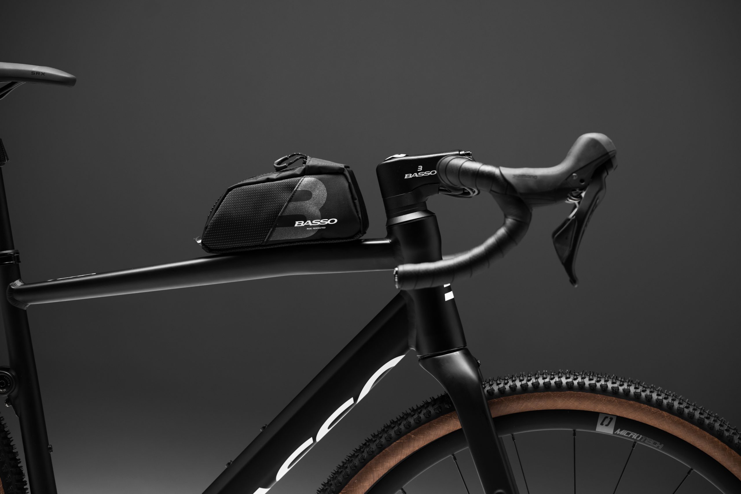 Imagen de Basso palta black out 2