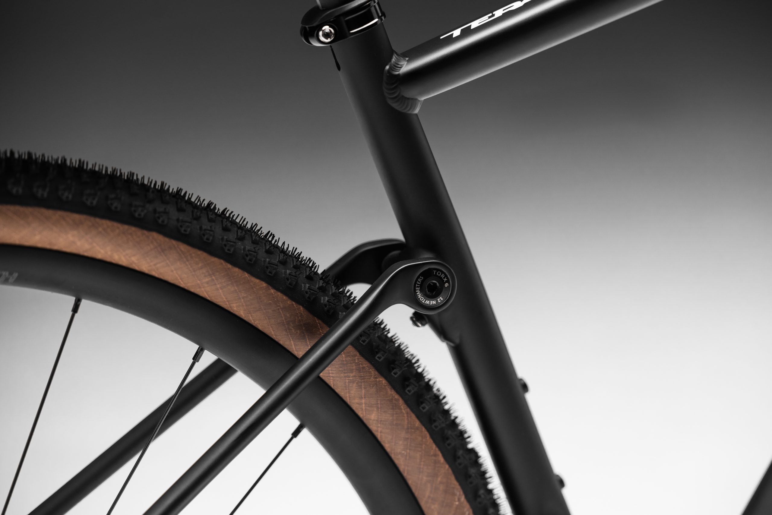 Imagen de Basso palta black out 4