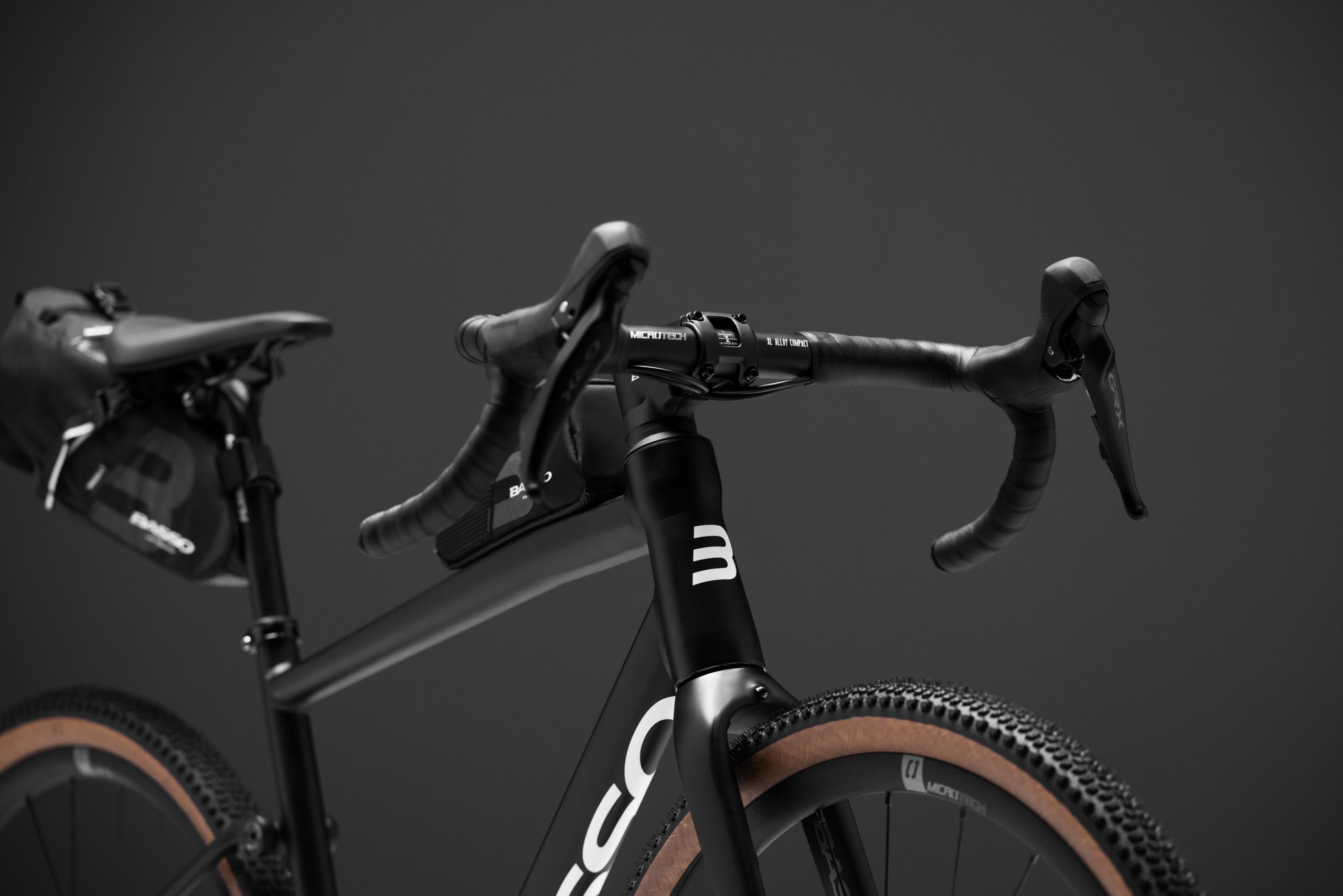 Imagen de Basso palta black out 7