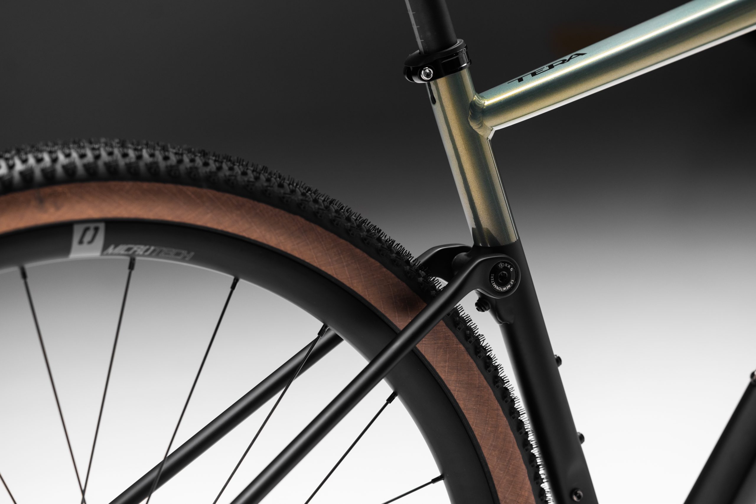 Imagen de Basso palta night leaf 2